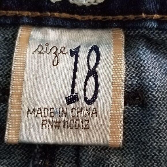 Industrial Cotton Denim Skirt (size 18) - Picture 3 of 4